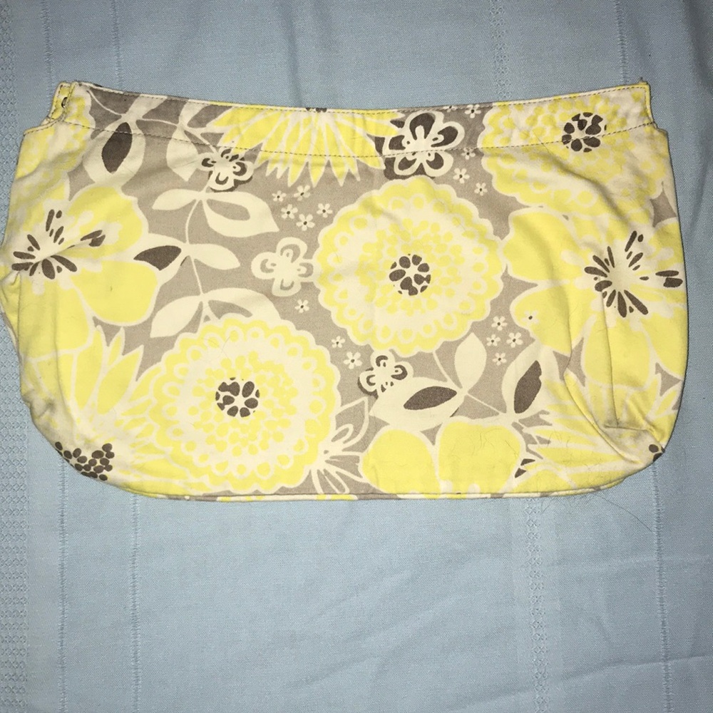 Yellow floral print purse skirt by thirty-One